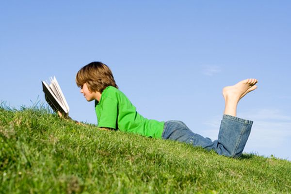 How to get kids to read in the summer